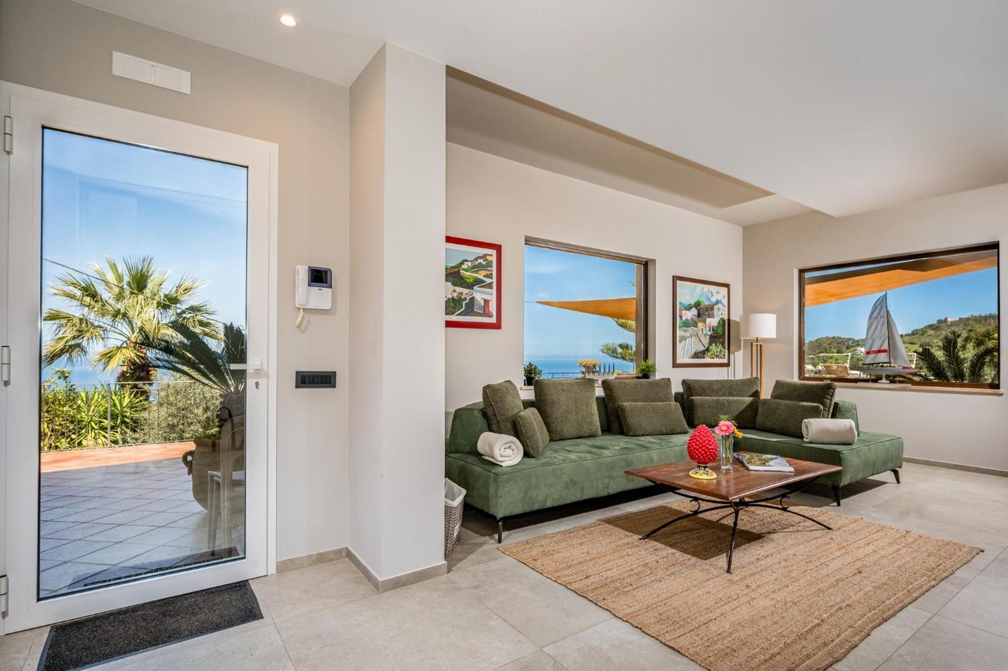 Villa Provenza 12&4, Emma Villas Cefalu Exterior photo